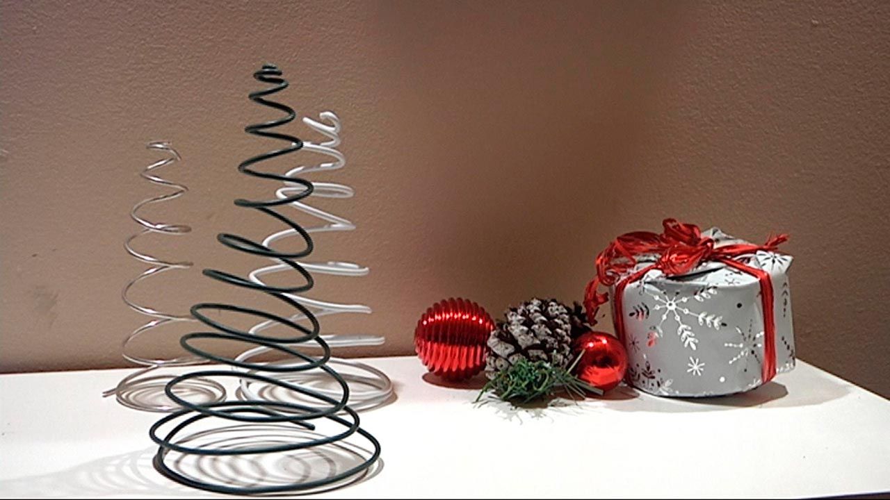 Crear abeto navideño con alambre