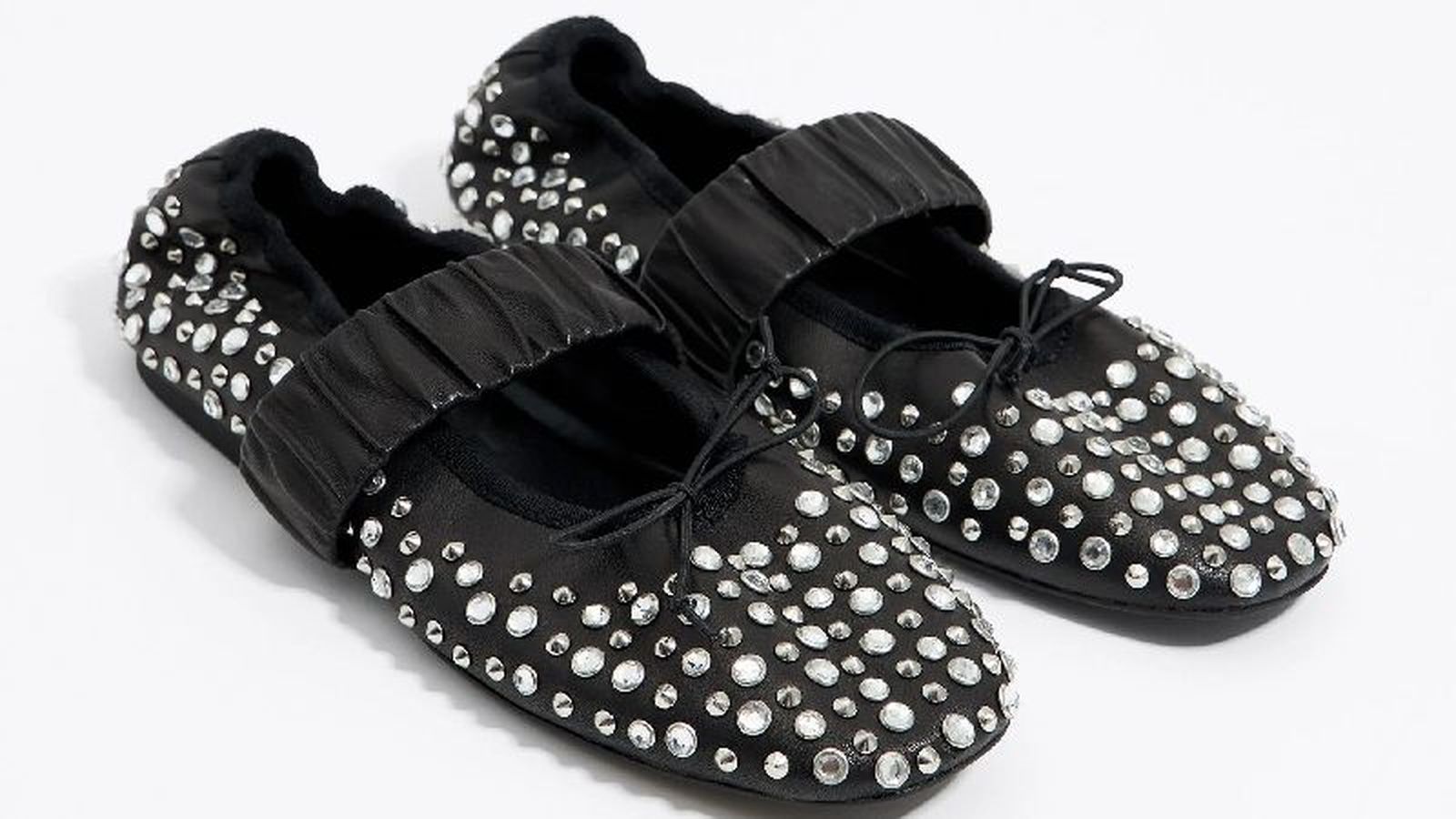 Bailarina con tachas