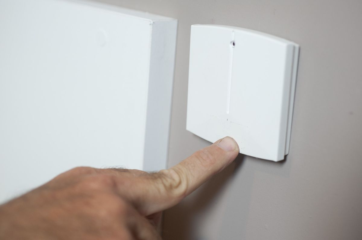 Bricomania 716 Interruptor con pulsador portatil p10