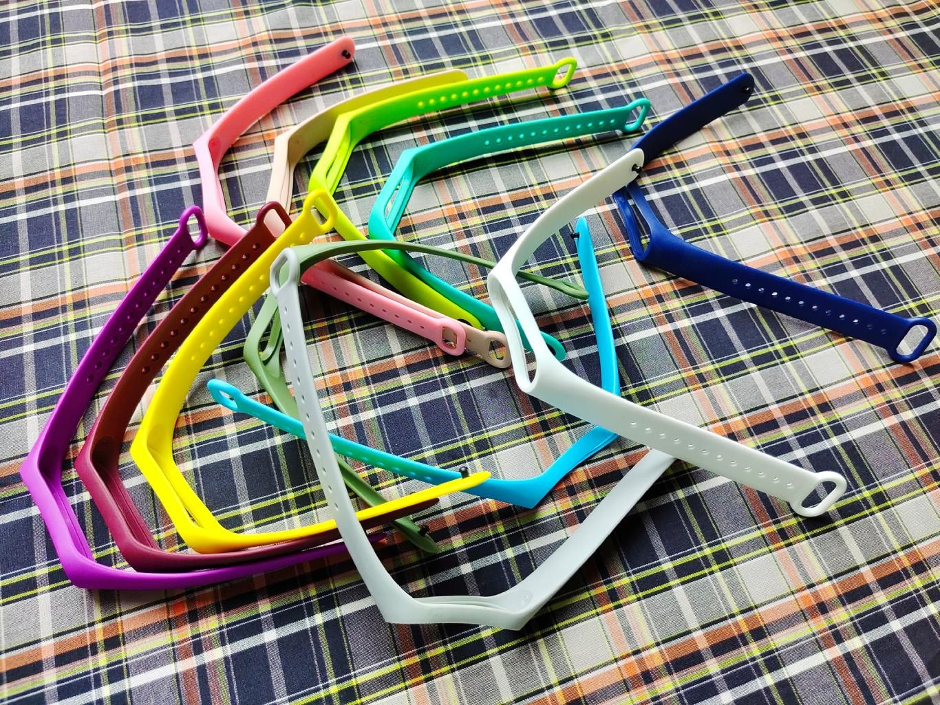 Correas de relojes smartwatch de colores.