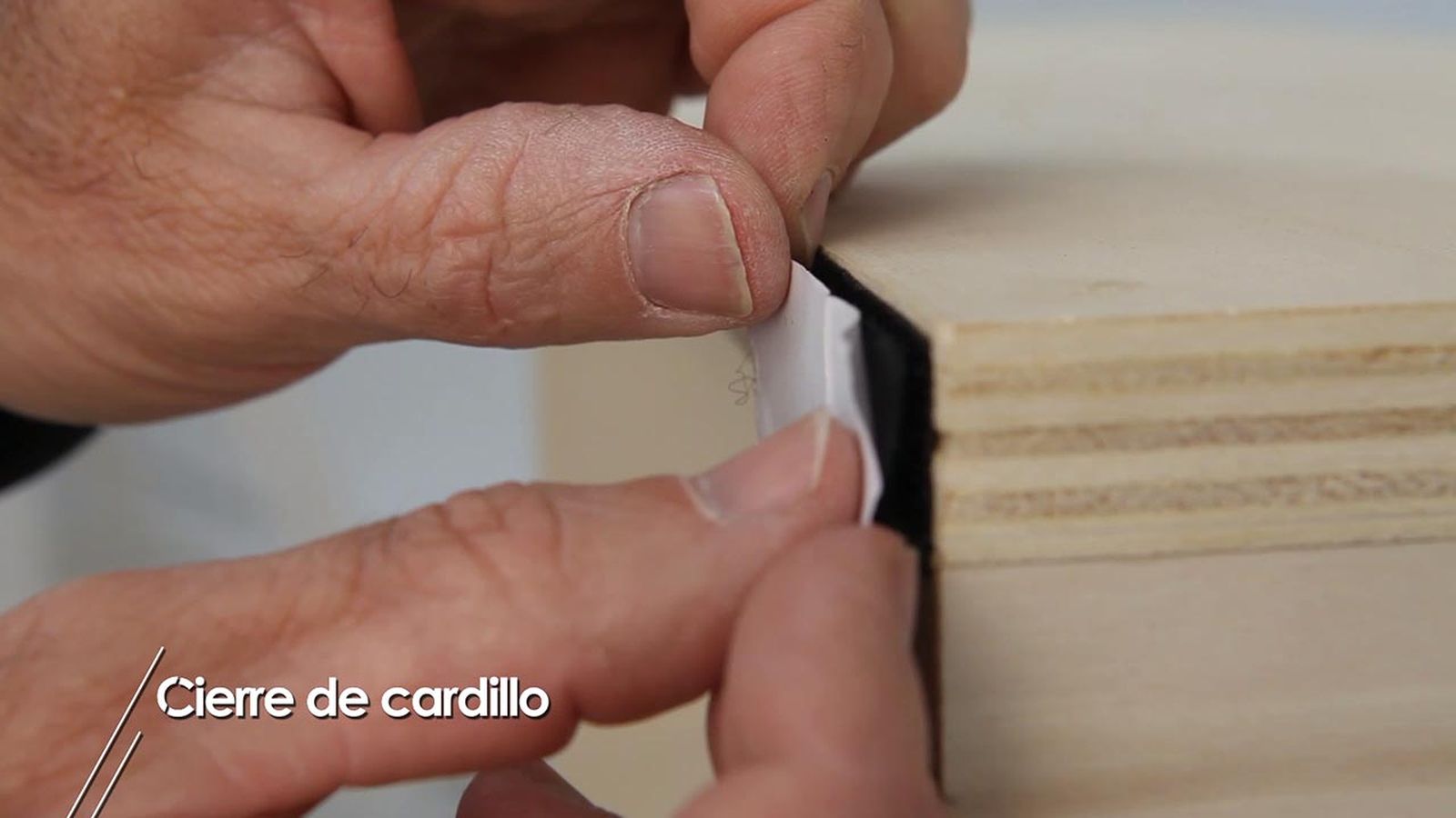 Cierre de cardillo: tipos y usos paso 4