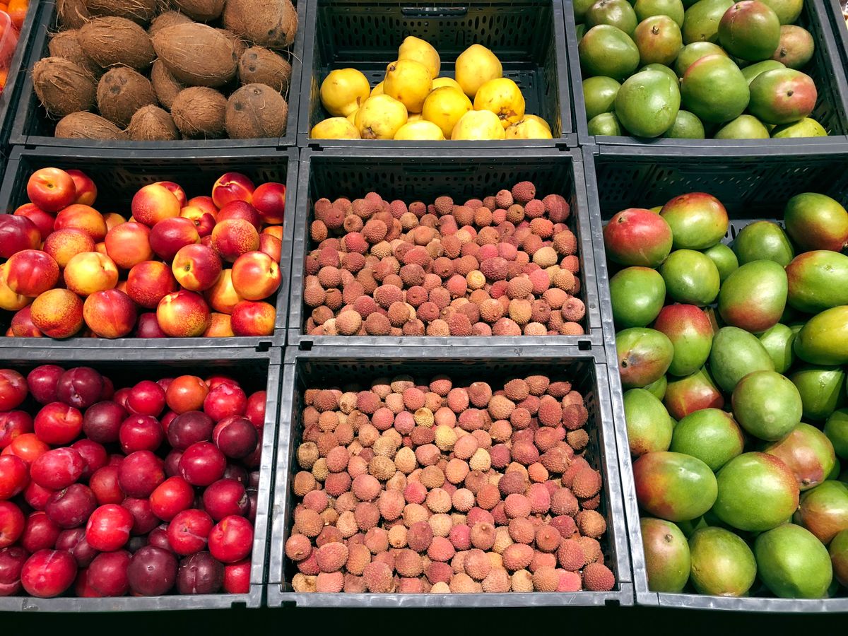 litchis en el mercado
