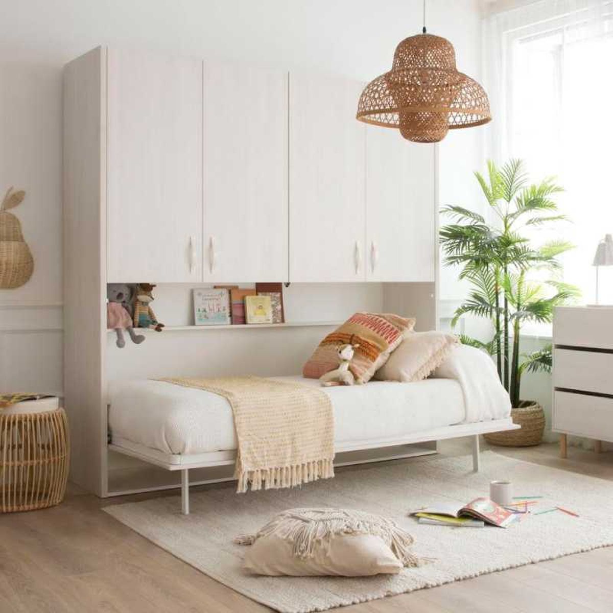 Dormitorio infantil con la Murphy Bed Hansel abierta.