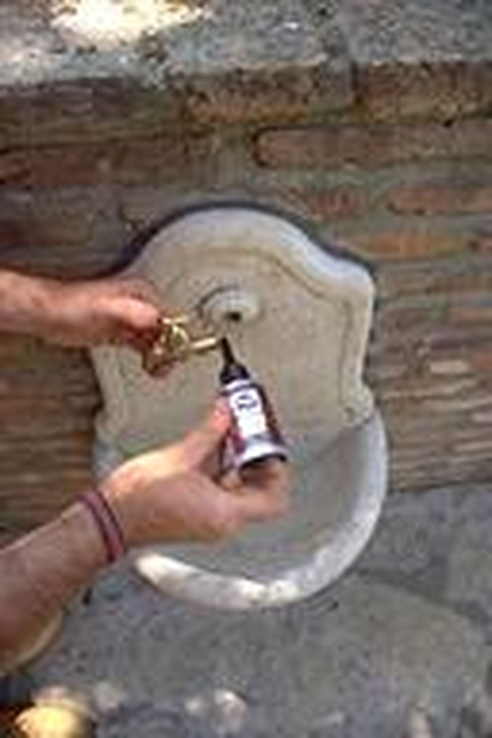 Fuente de piedra artificial paso 10