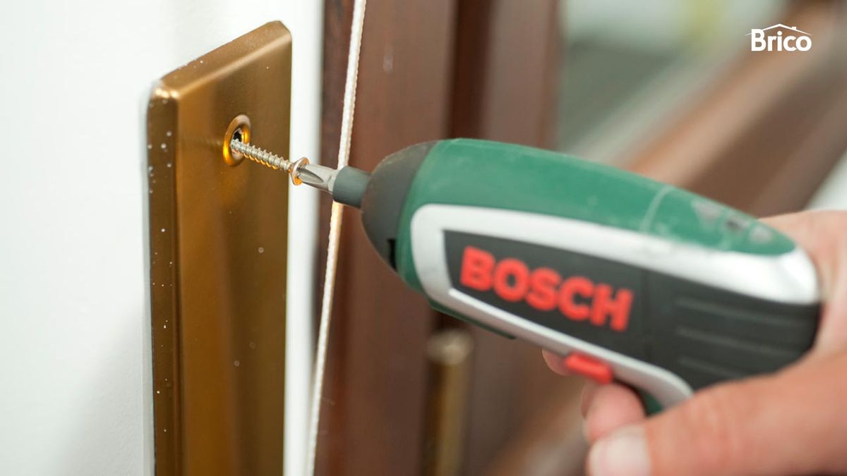 Cambiar la correa de la persiana paso 13