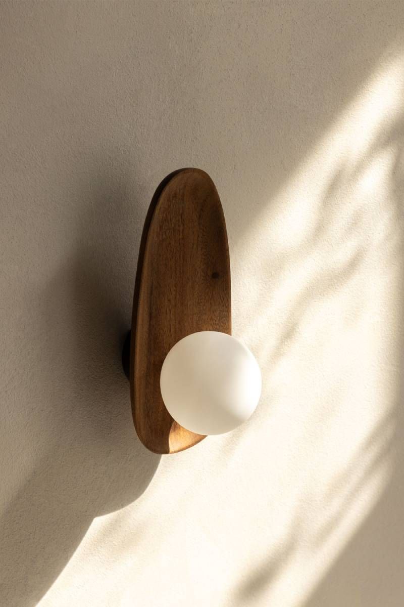 Aplique de madera moderno Freidy.
