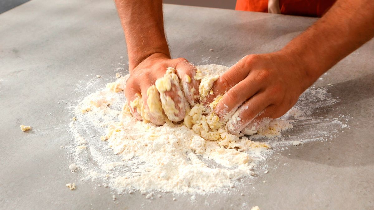 Masa quebrada o pasta brisa casera   Paso 2