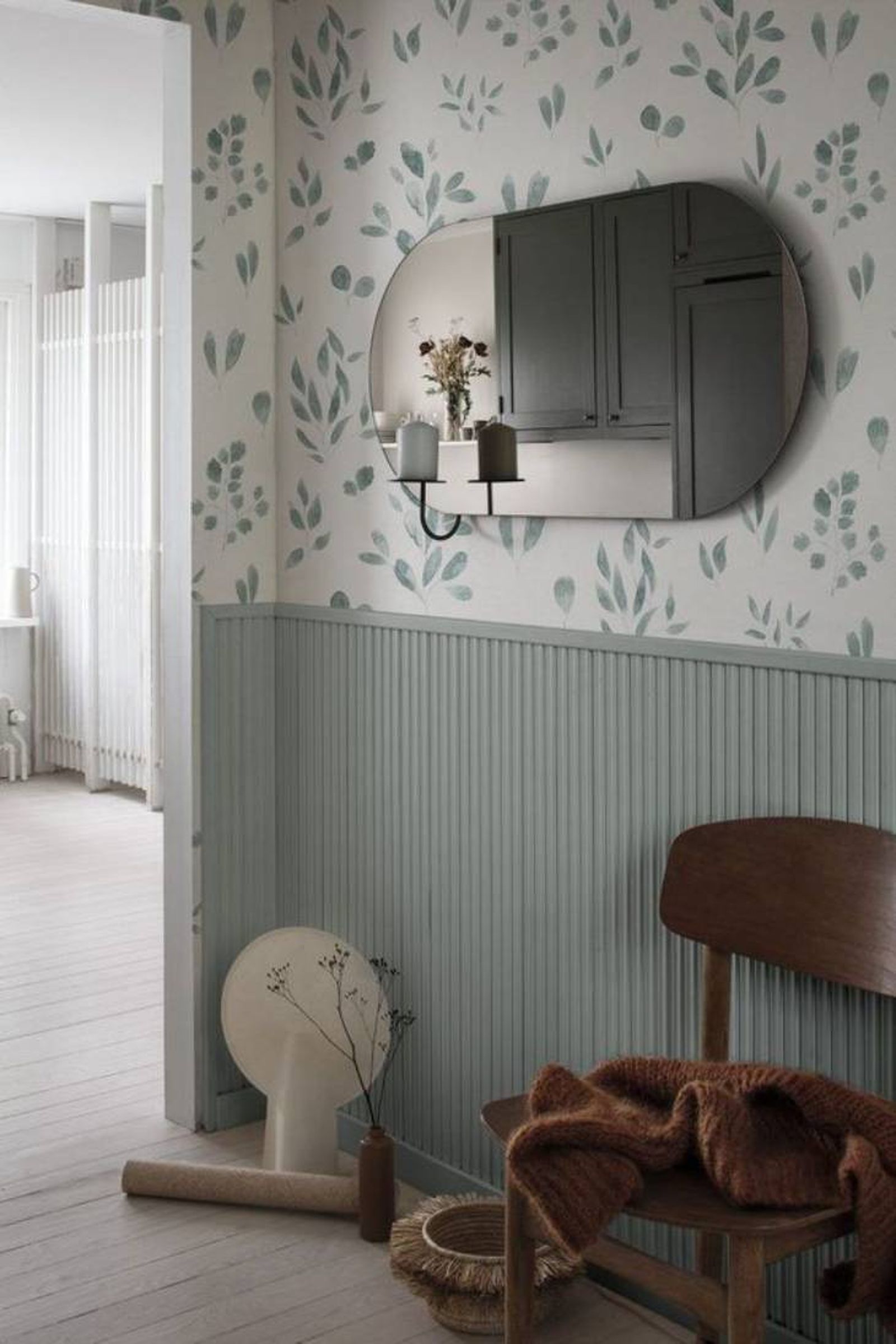 Decorar el pasillo con papel pintado, ideas y consejos para acertar 14