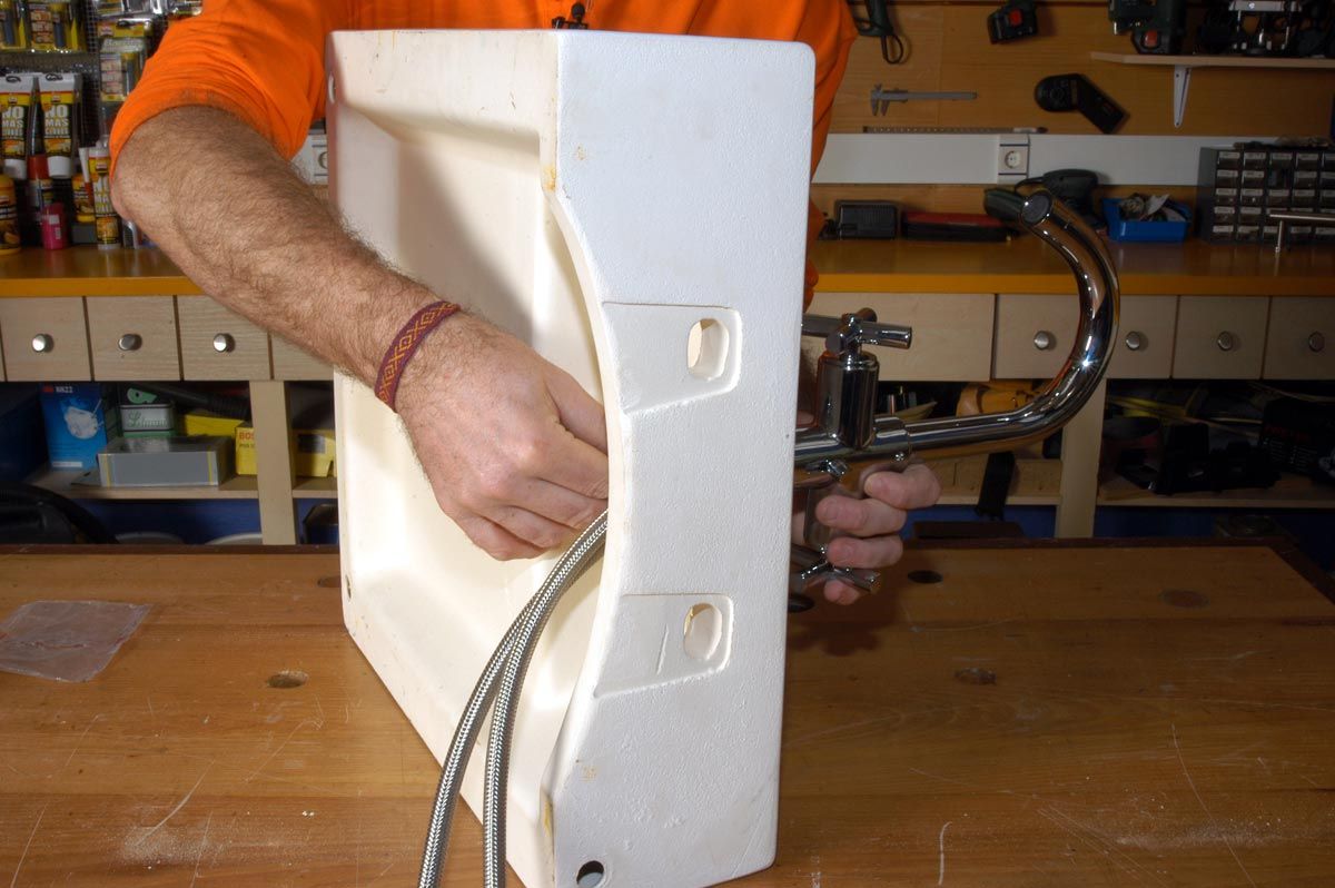 Convertir mesa en lavabo paso 15