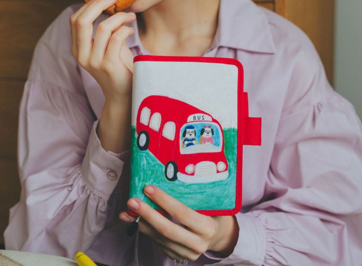 Agenda Hobonichi Techo A6 Keiko Shibata: Bus management by Mr and Mrs Inoue 2025