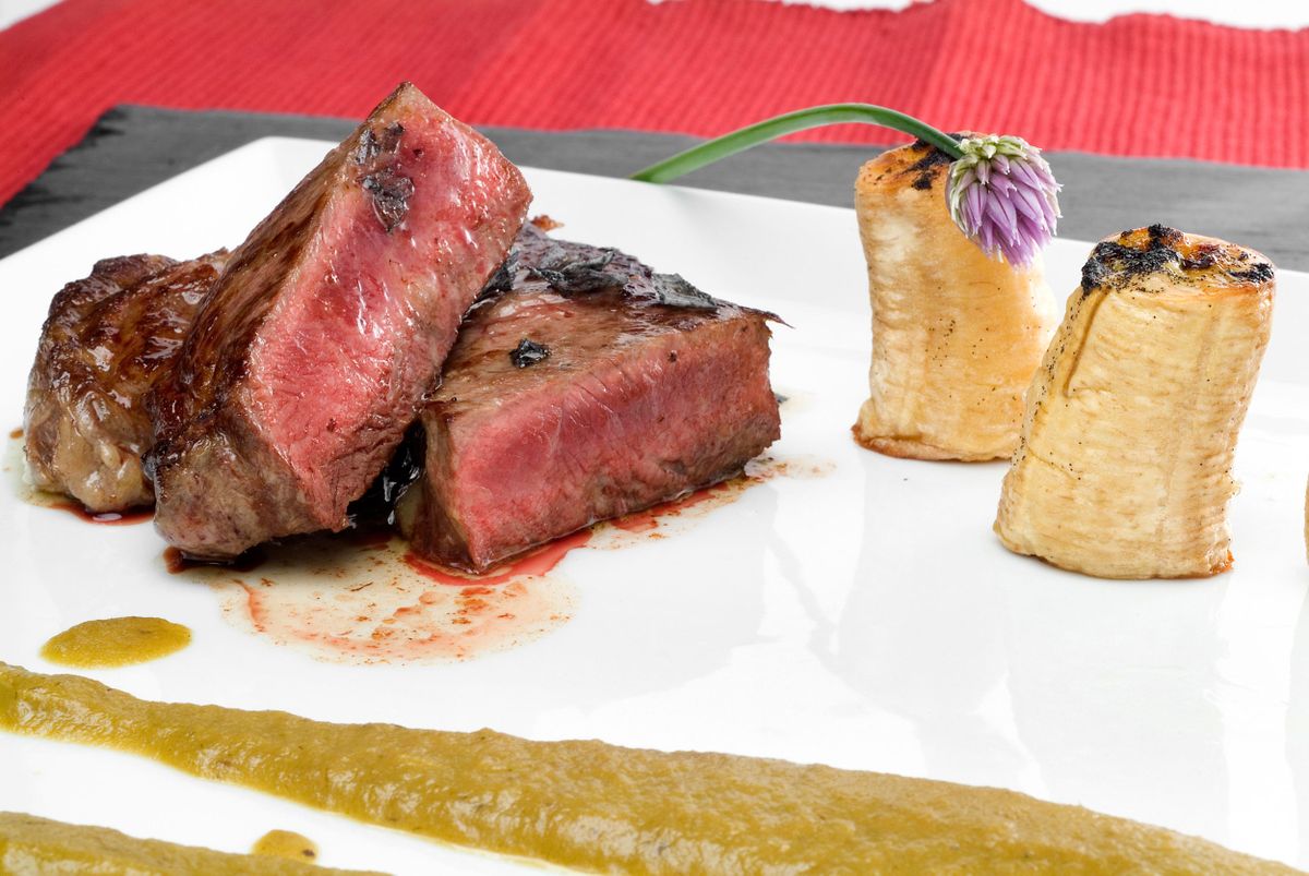 Lomo de vaca con plátano a la vainilla