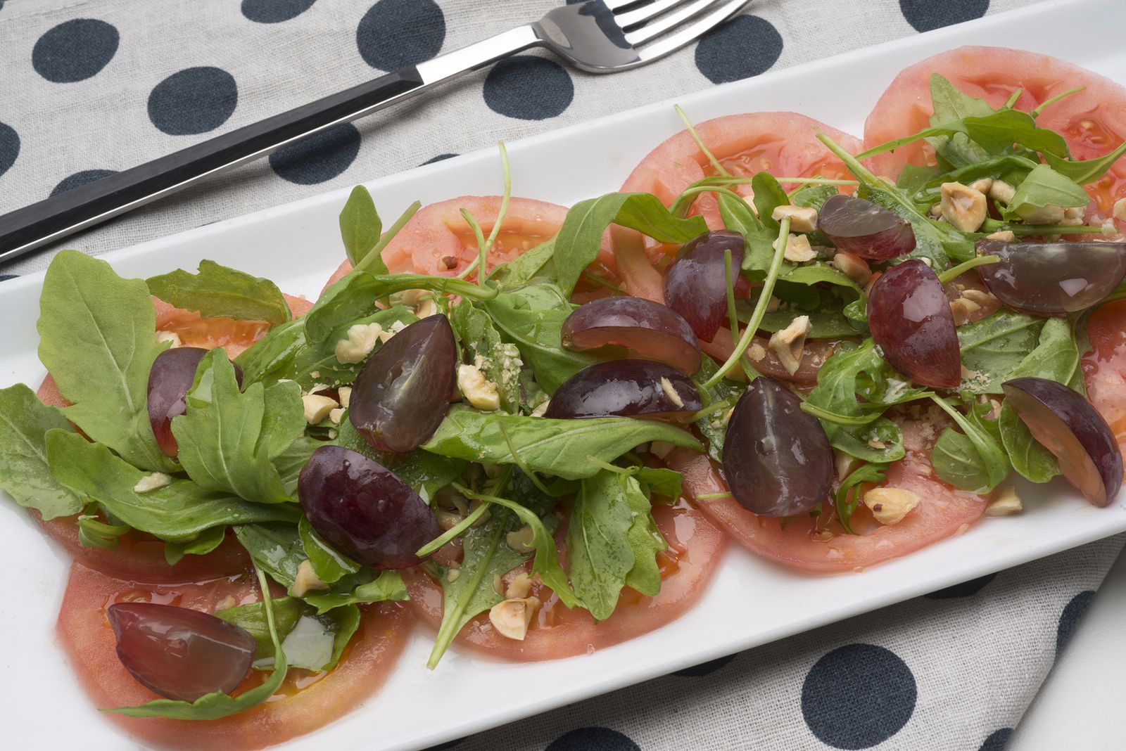 5850 2 Ensalada de tomate y avellanas xl