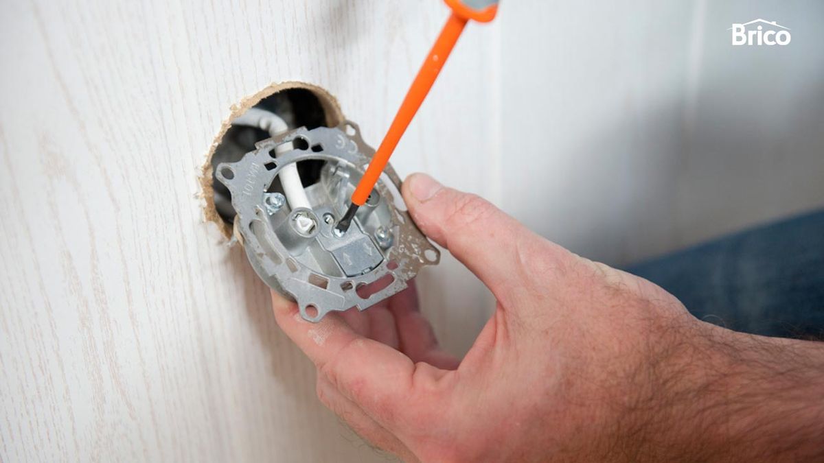 Friso aislante paso 13