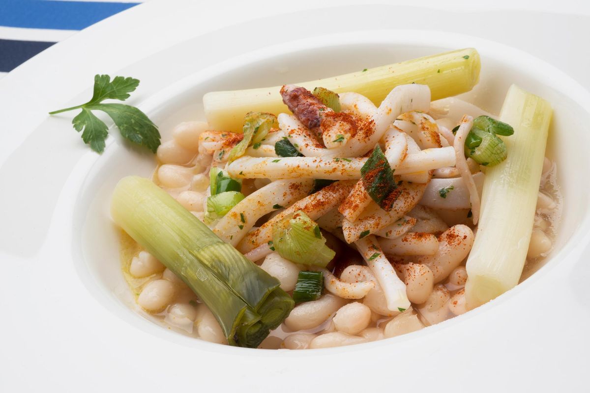 KARL5982 alubias blancas calamares