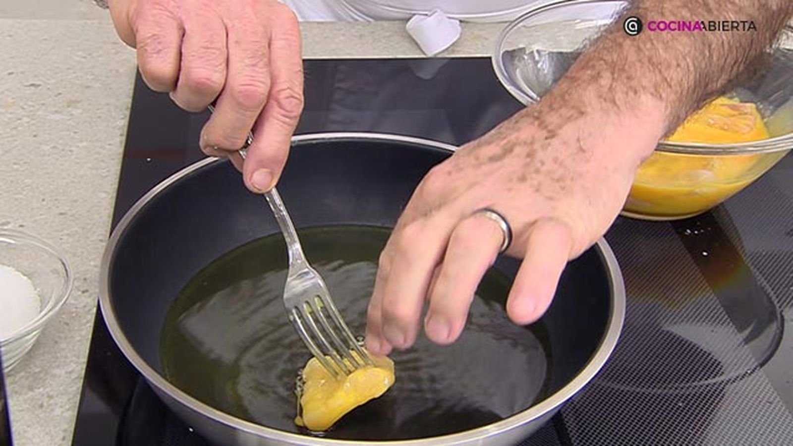 receta pescadilla rebozada menestra verduras ka paso5