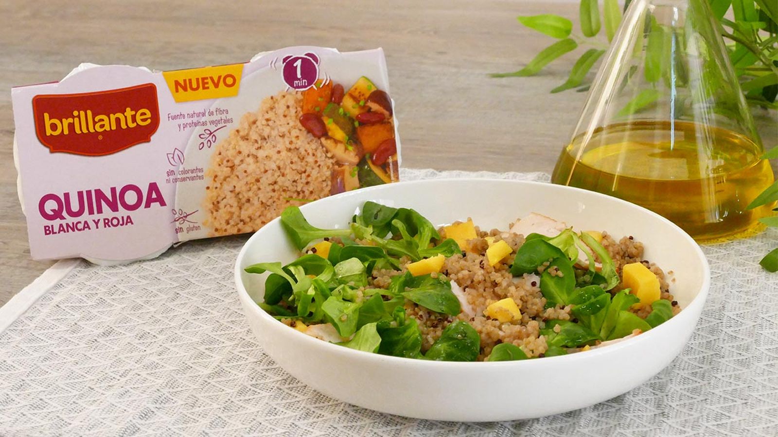 Receta de ensalada de quinoa con pollo y mango