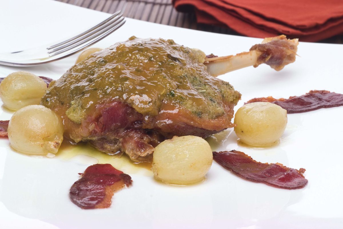212 Confit de pato al horno con uvas
