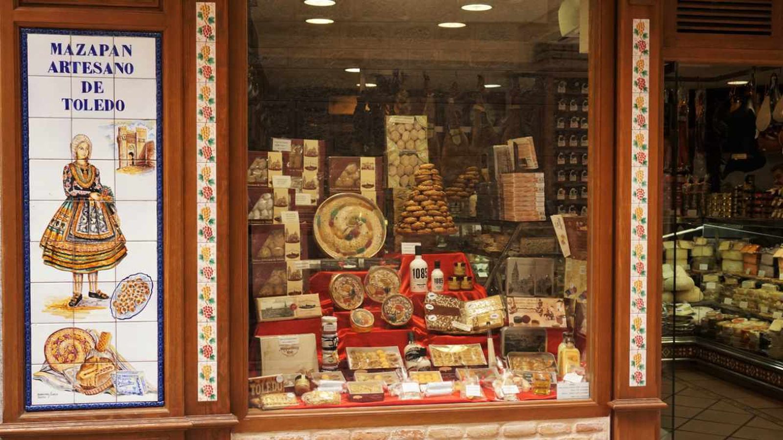 Hay diferentes teorías sobre el origen del mazapán