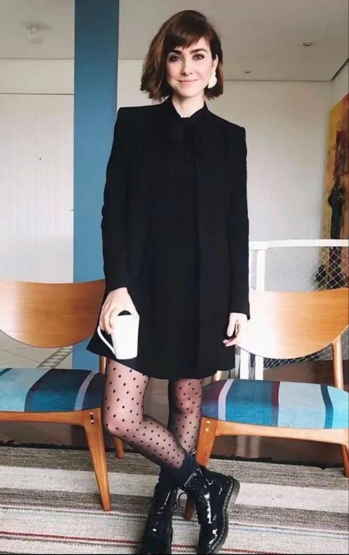 Botas militares con vestido corto