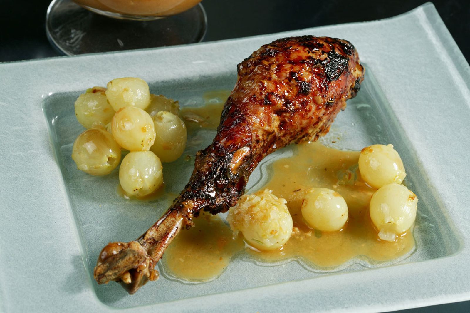 Pavo asado con salsa de uvas