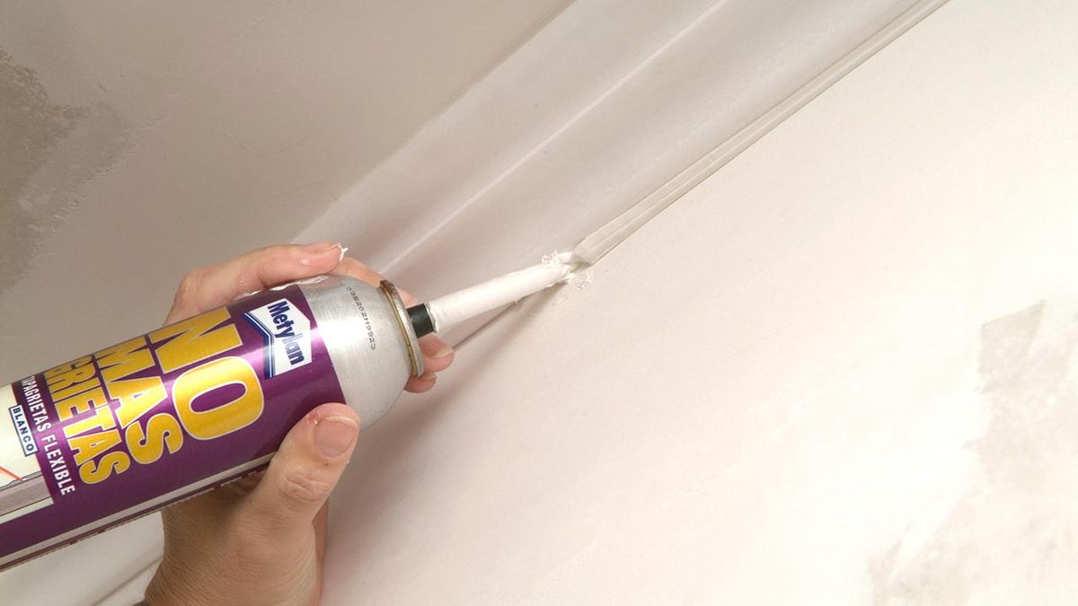 Instalación de cornisa en techo de yeso laminado paso 10