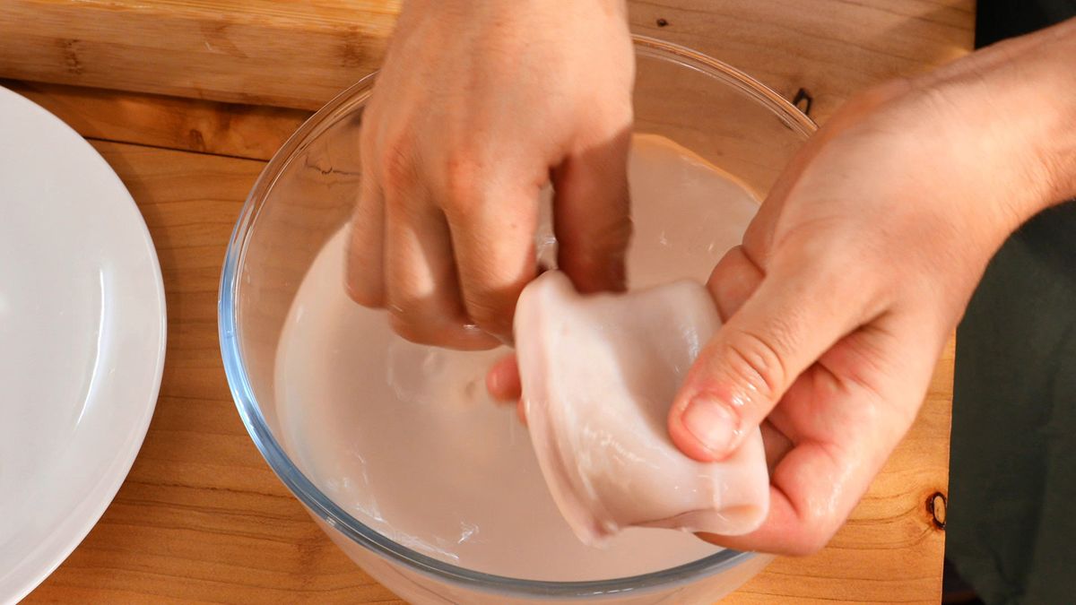 Calamares rebozados   Paso 1