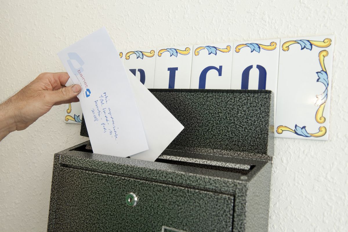 brico 0611 2 fijar buzon xl