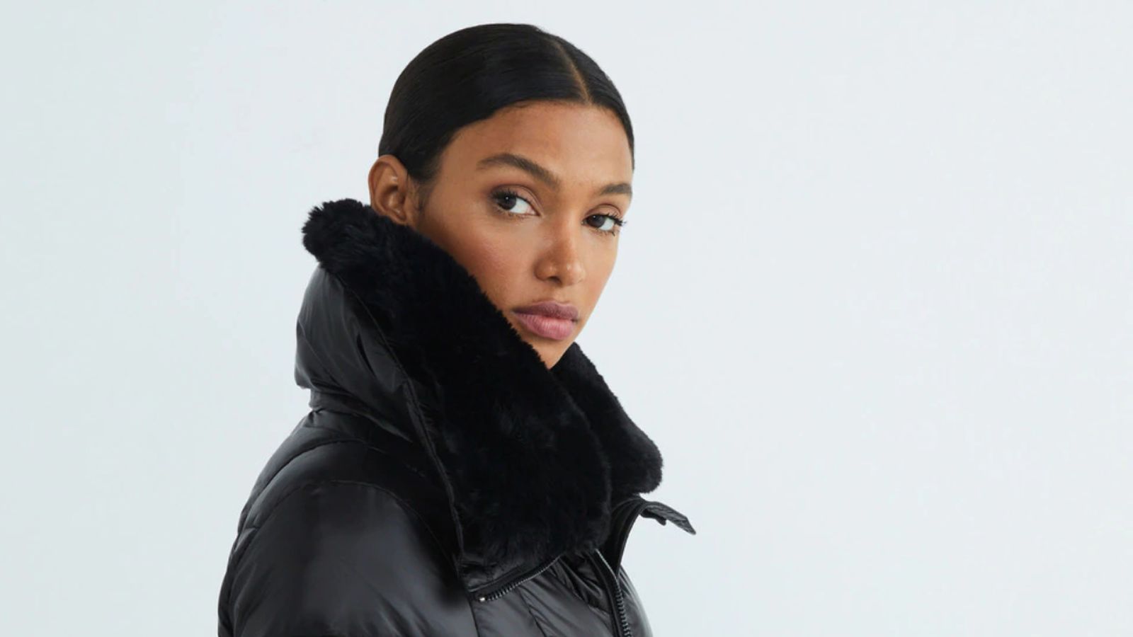 el abrigo de plumas de michael kors con un 40 en el corte inglés portada