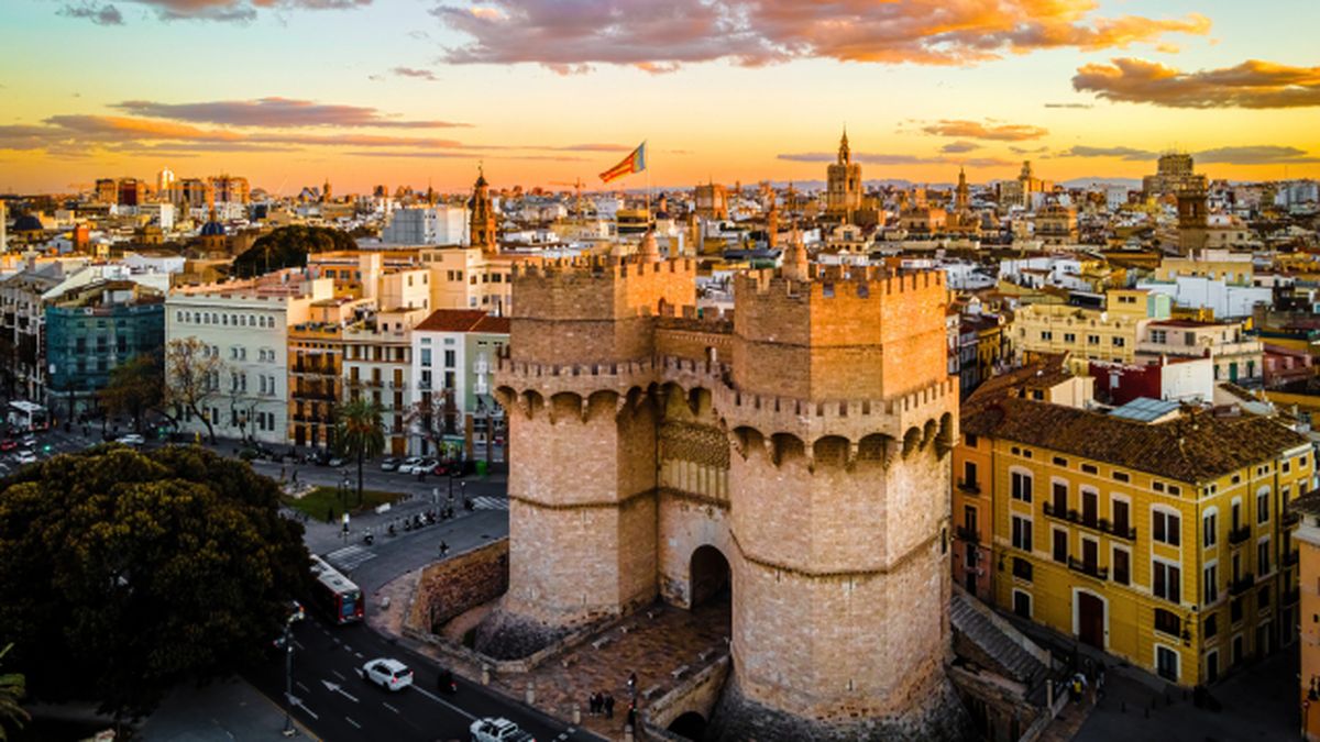 las 6 ciudades mas visitadas de espana en semana santa valencia