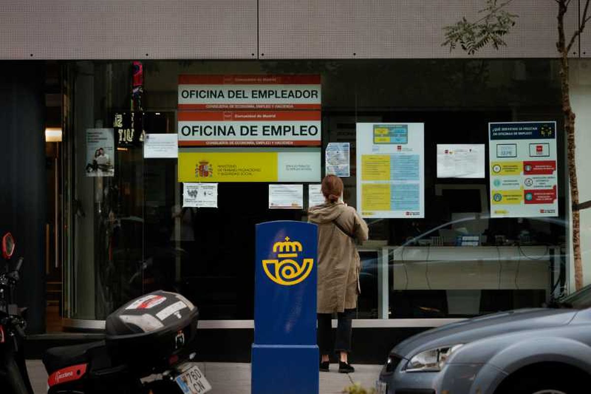 Un trabajador despedido dispone de 15 días hábiles para solicitar el paro en una oficina del SEPE