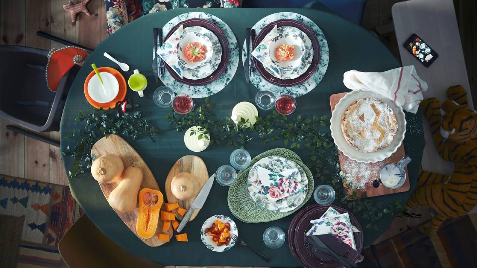 Decoración de mesa familiar.