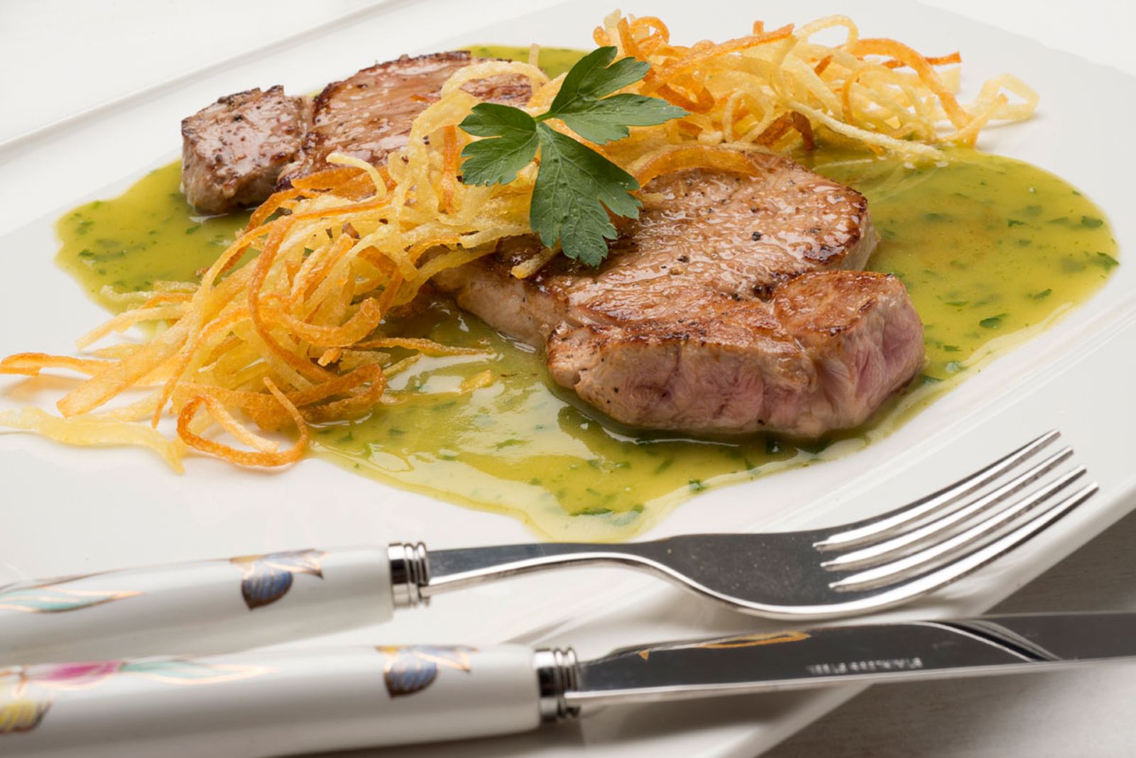 5391 Entrecot con salsa de berros (775) xl