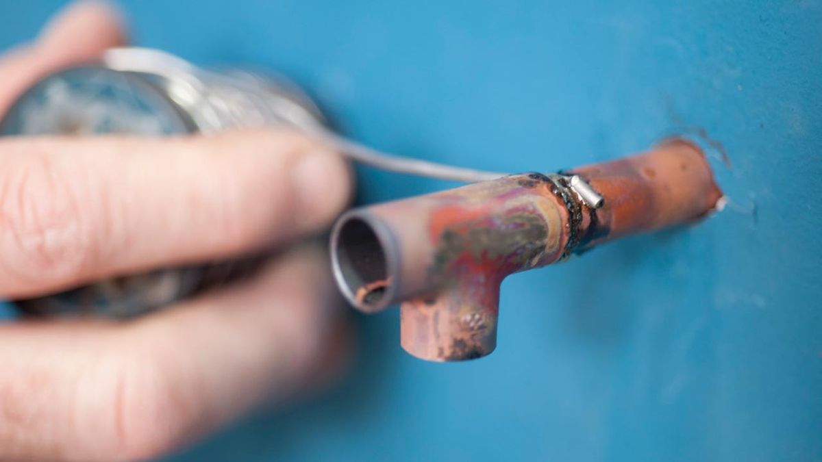 Instalacion oculta para radiador p10