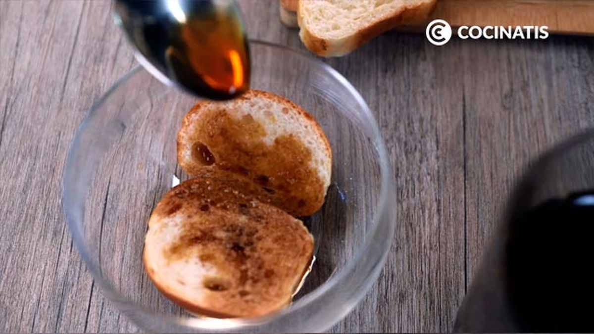 Receta de tiramisú en vasitos, postre italiano con sabor a café  paso 5