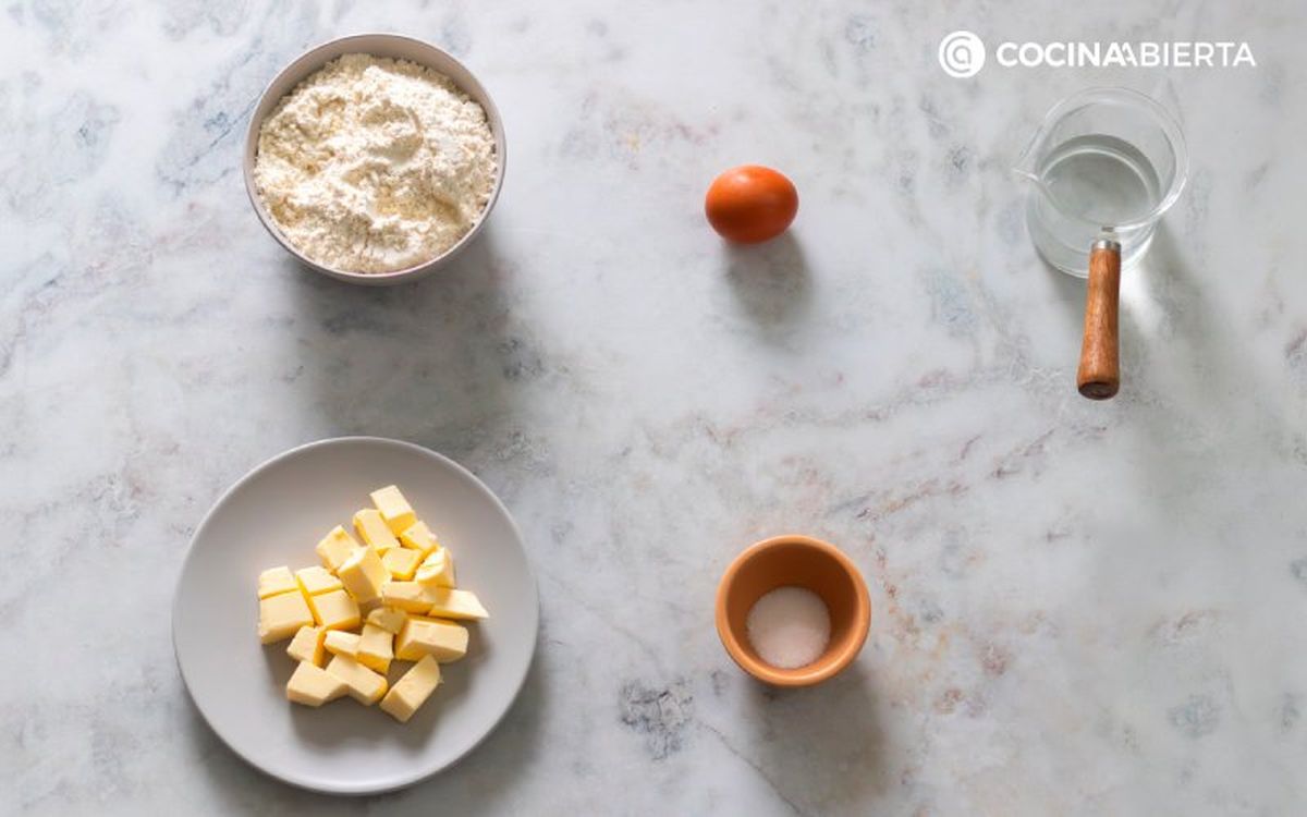 Ingredientes para hacer masa de empanadillas casera