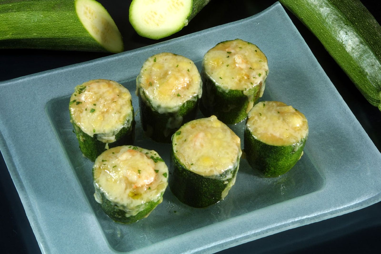 Calabacines rellenos de gambas