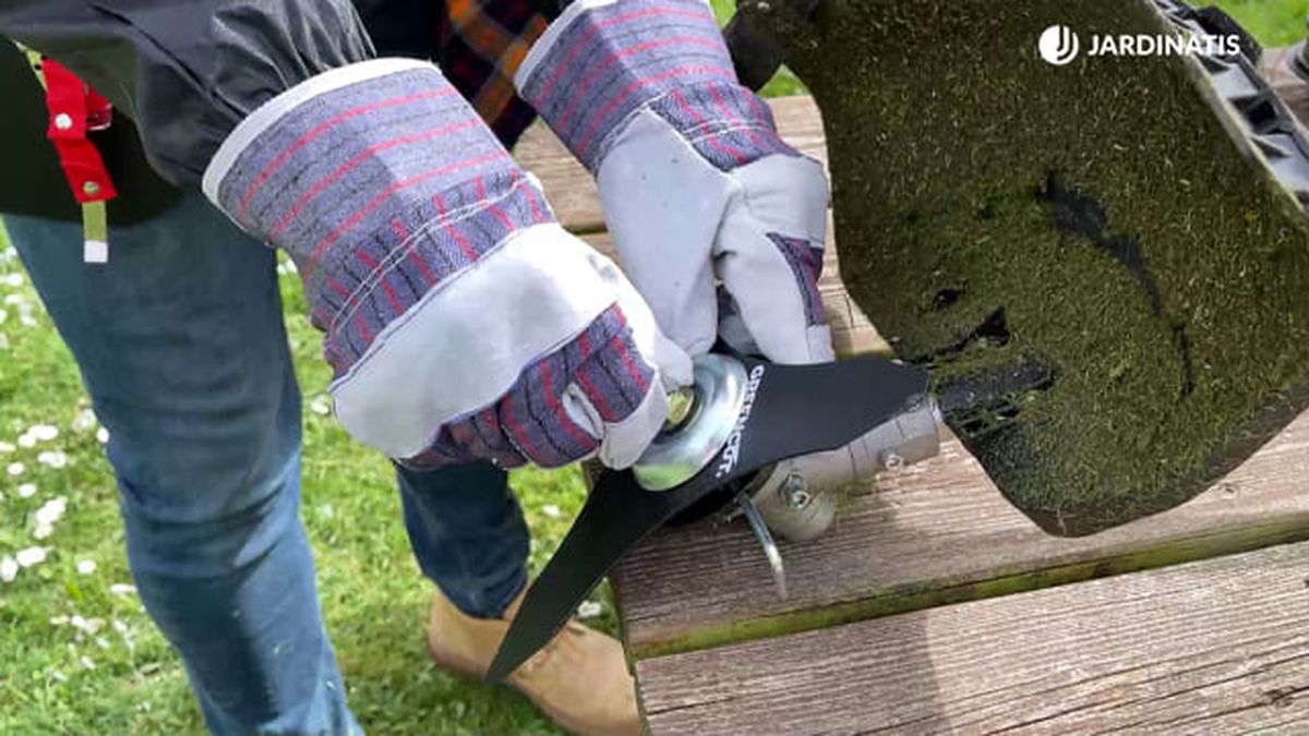 desbrozadora gasolina cambiar discos paso 4