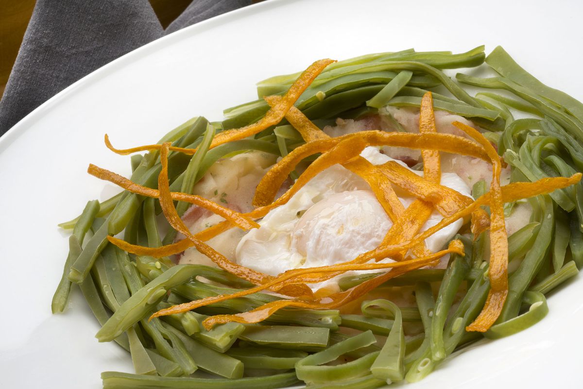 5838 1 Vainas con patatas, jamon y huevo (1223) xl