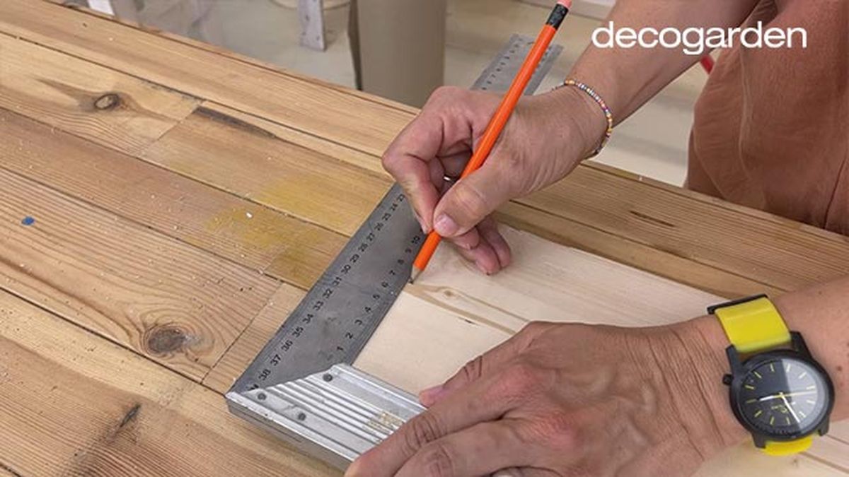 florero madera botellas recicladas paso 4