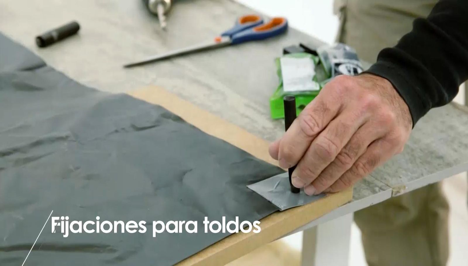 966 briconsejo 1 fijaciones toldos paso 2