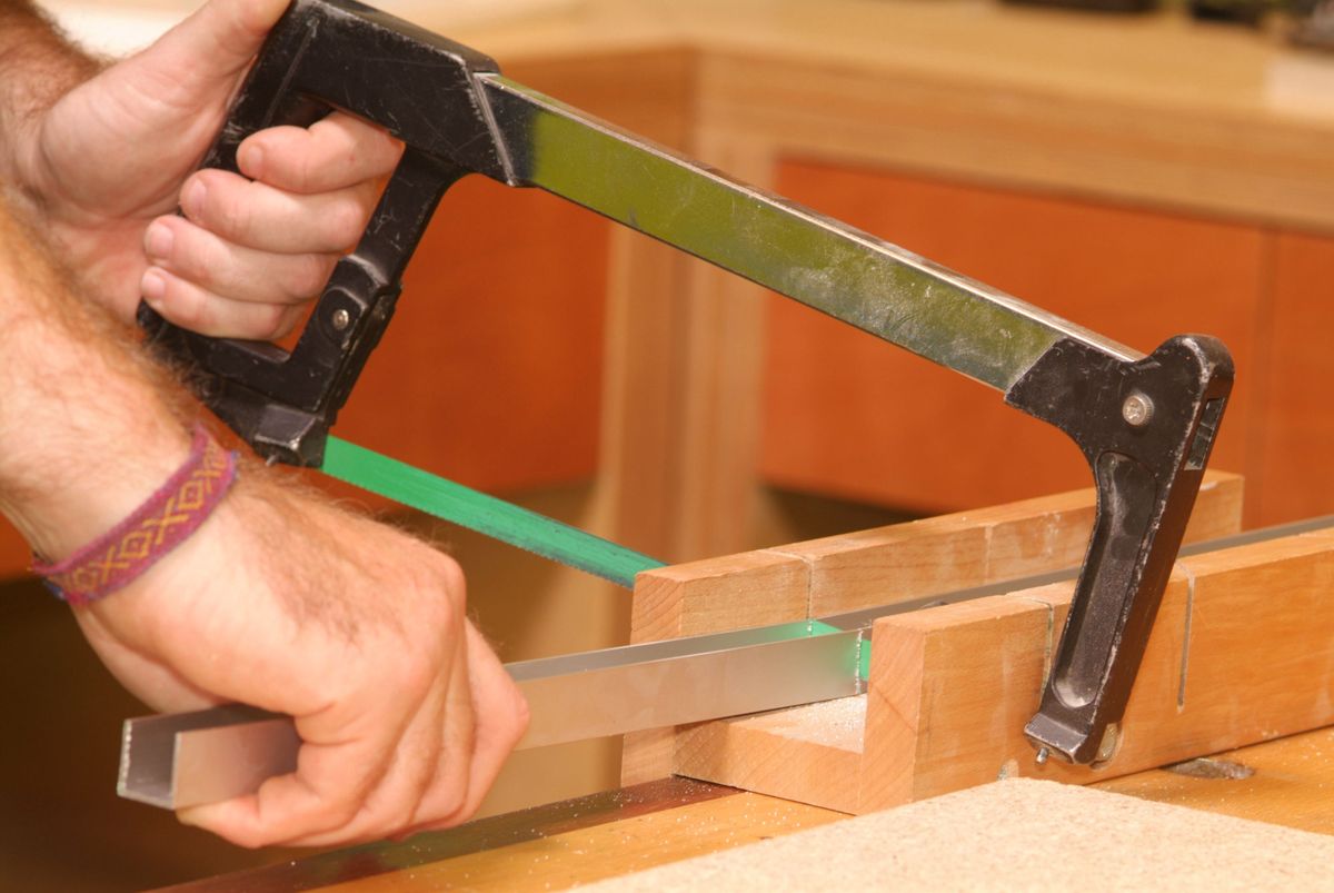 Estantería con baldas móviles paso 3