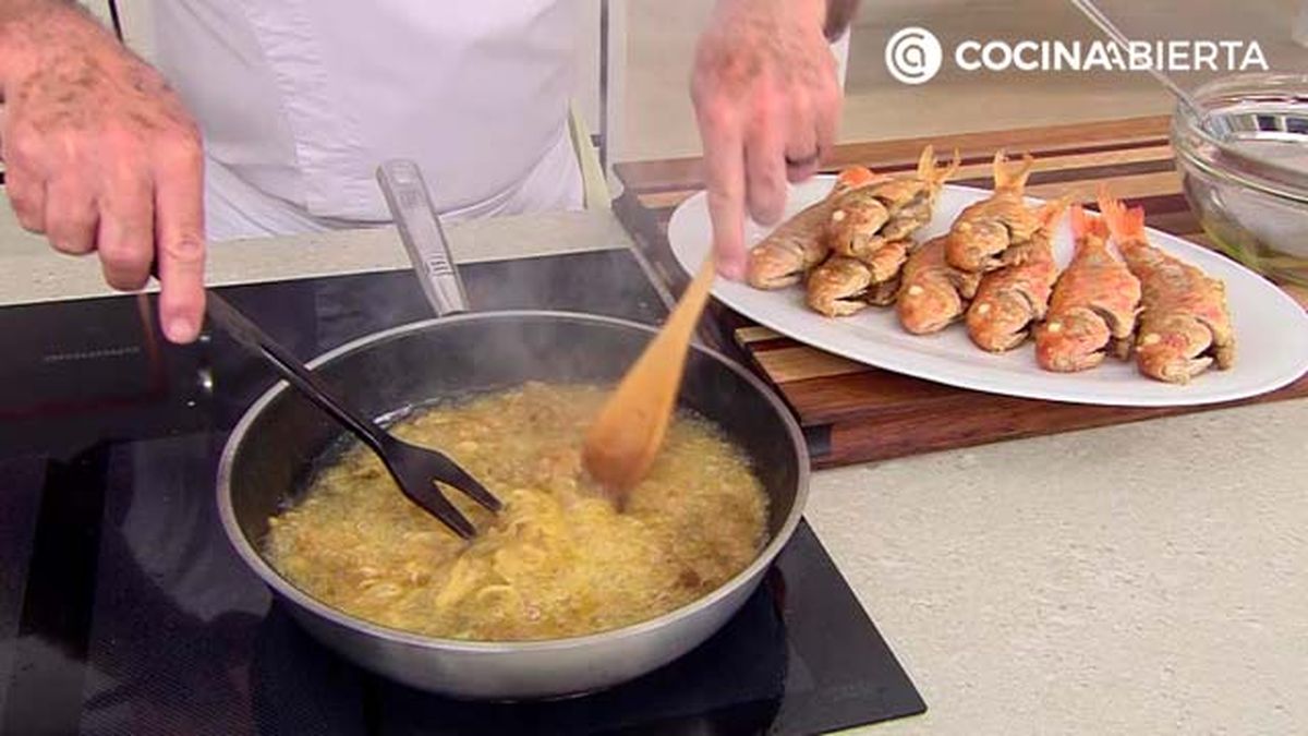 KARL6956 salmonetes cebolla p3