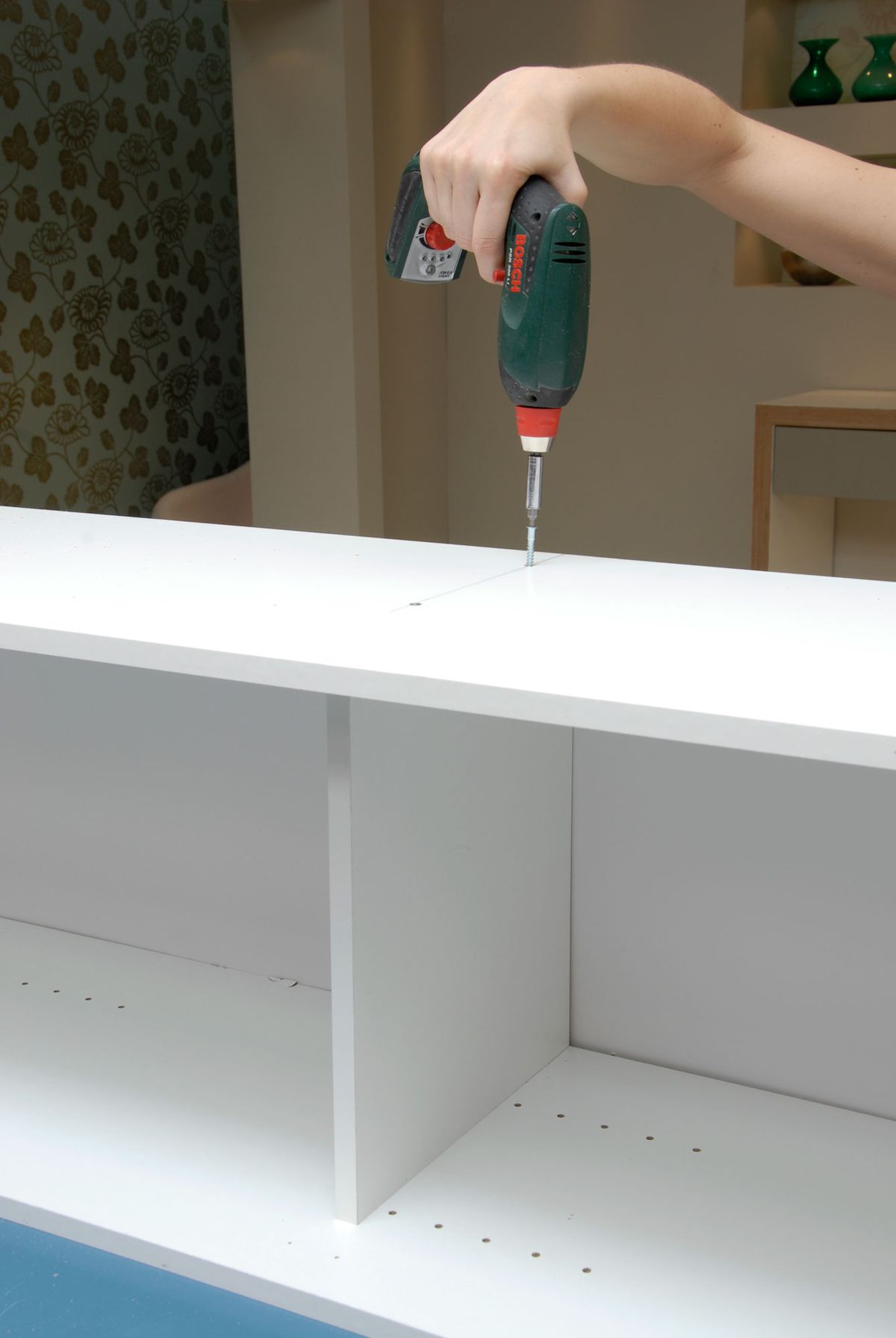 Transformar escobero en mueble bajo de TV paso 1