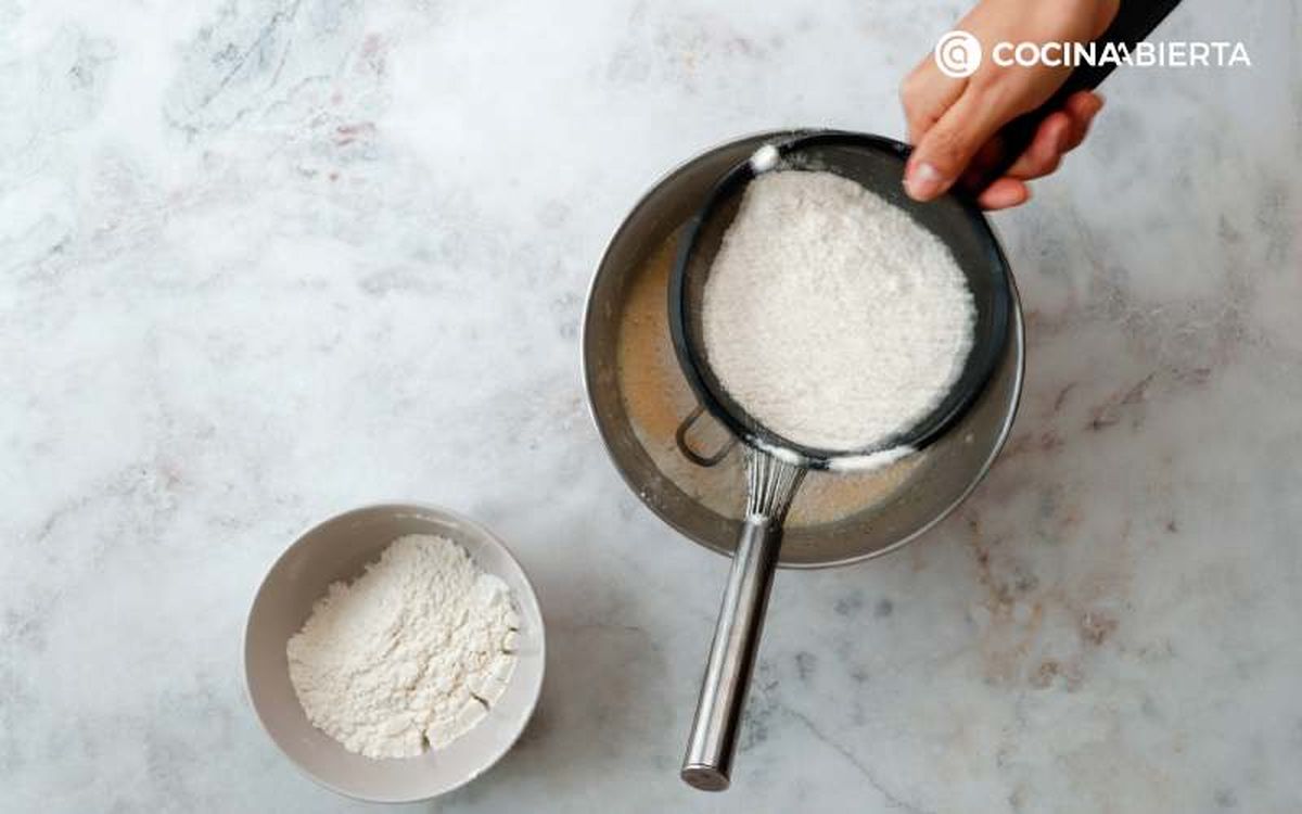 Ingredientes para preparar magdalenas en freidora de aire