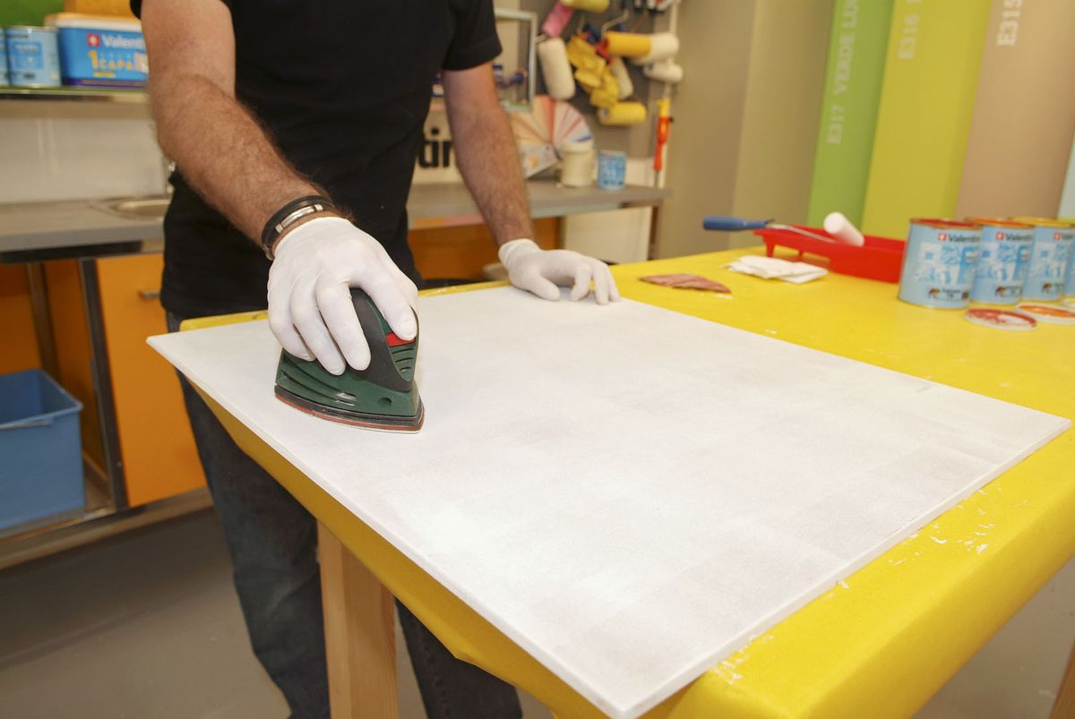 brico 0513 decorar puertas armario paneles colores paso 6