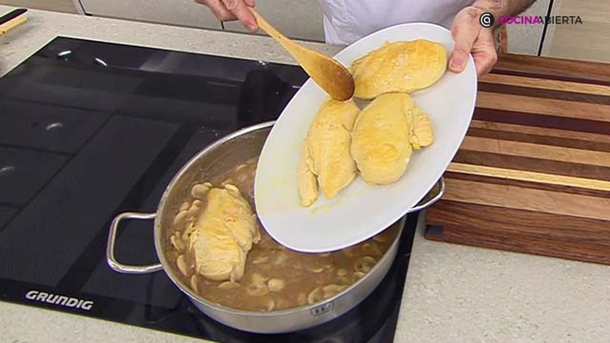 receta pollo marsala salsa champinones ka paso 5