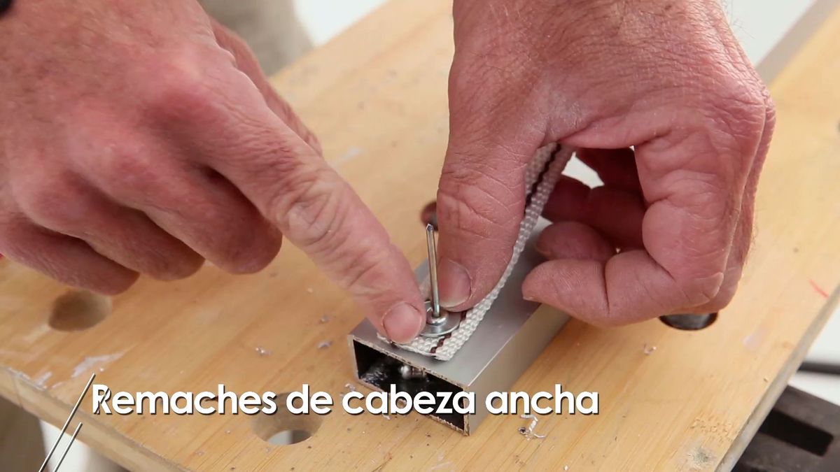 Cómo hacer remaches de cabeza ancha paso 5