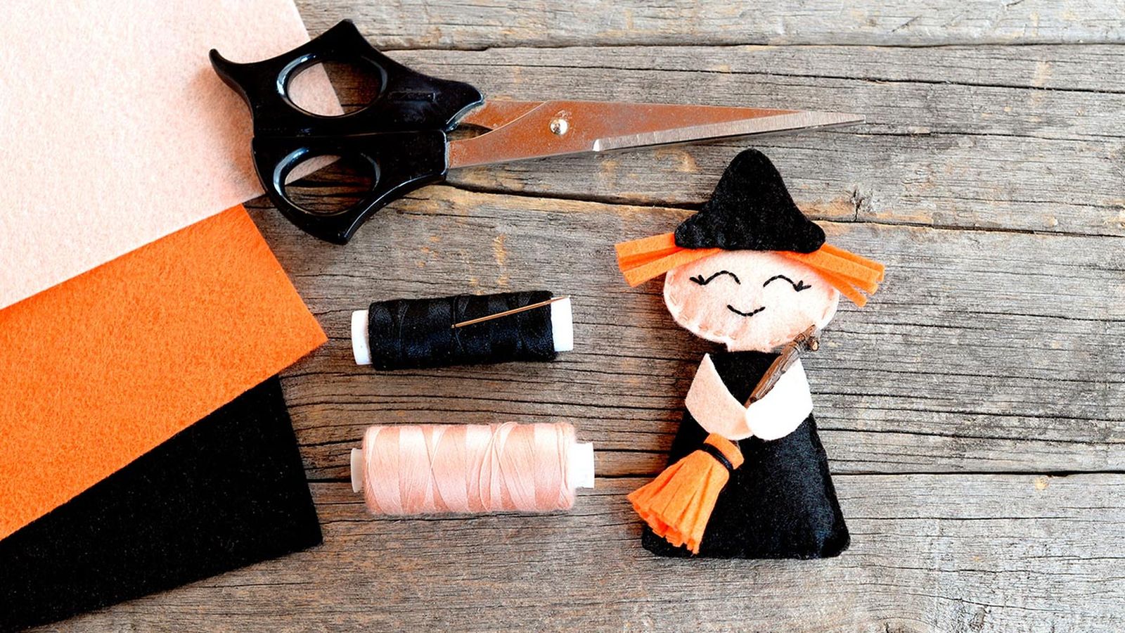 manualidades halloween brujita fieltro 1