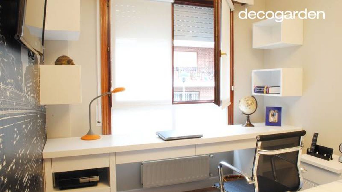 Zona de escritorio del dormitorio juvenil.