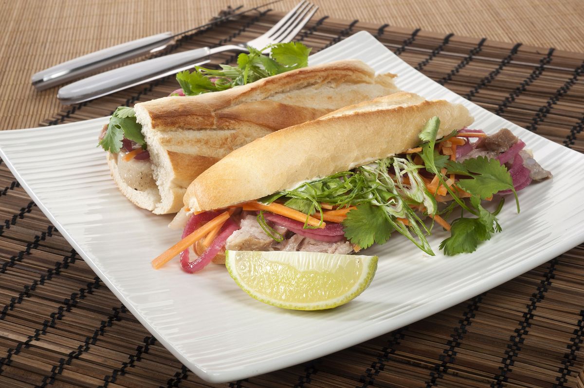 CABI0026 Kevin Banh mi xl